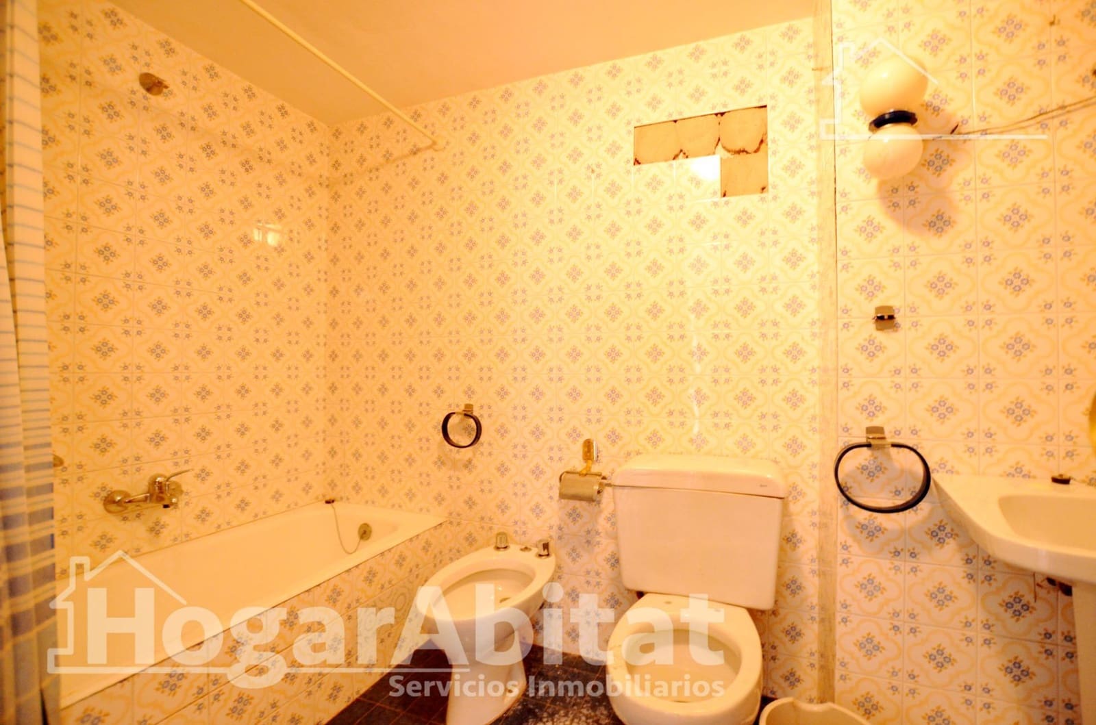 4 bedroom Flat for sale in Gandia - € 190,000 (Ref: 9851827)
