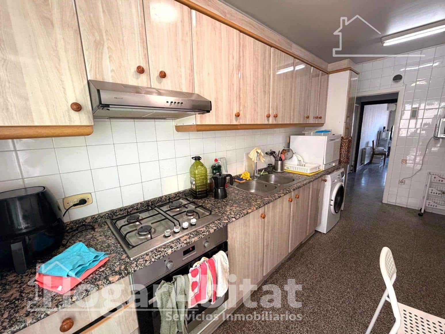 4 bedroom Flat for sale in Valencia city with garage - € 550,000 (Ref: 9855531)