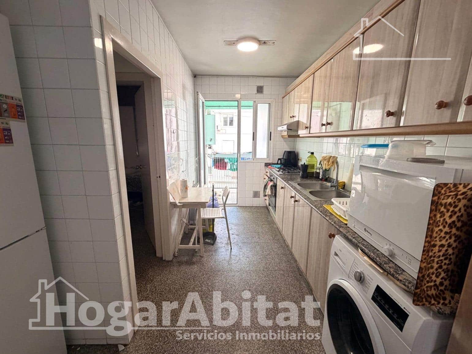4 bedroom Flat for sale in Valencia city with garage - € 550,000 (Ref: 9855531)