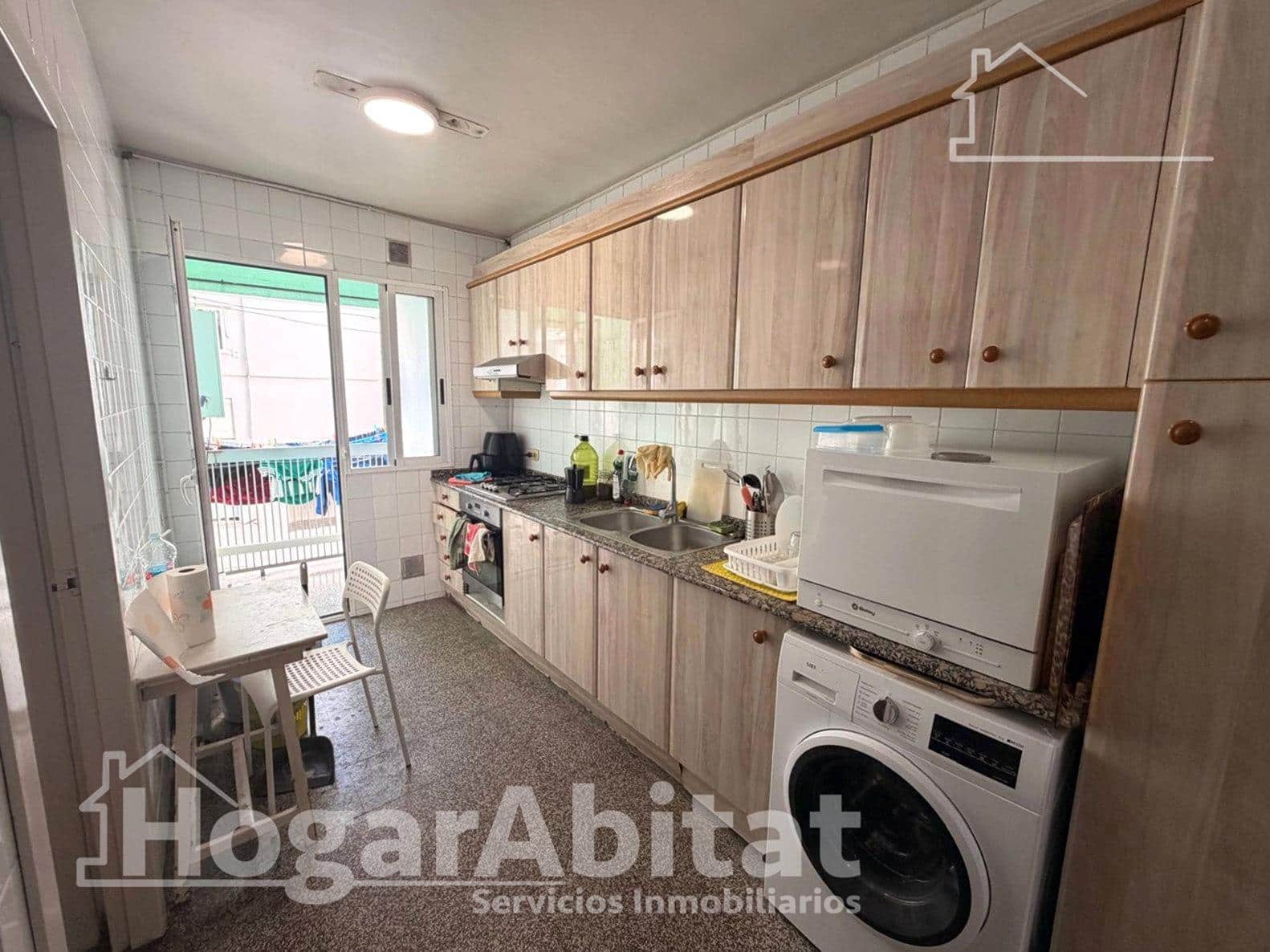 4 bedroom Flat for sale in Valencia city with garage - € 550,000 (Ref: 9855531)