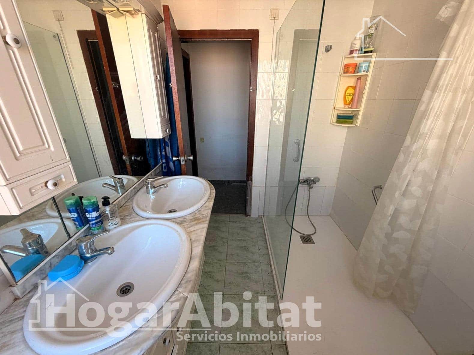 4 bedroom Flat for sale in Valencia city with garage - € 550,000 (Ref: 9855531)