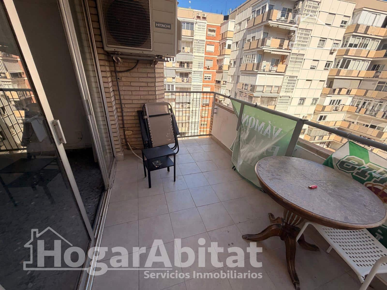 4 bedroom Flat for sale in Valencia city with garage - € 550,000 (Ref: 9855531)