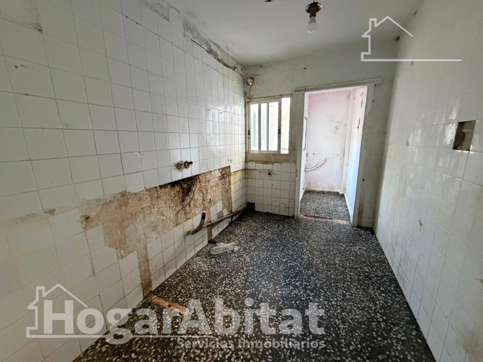 3 bedroom Penthouse for sale in Lliria - € 110,000 (Ref: 9855532)