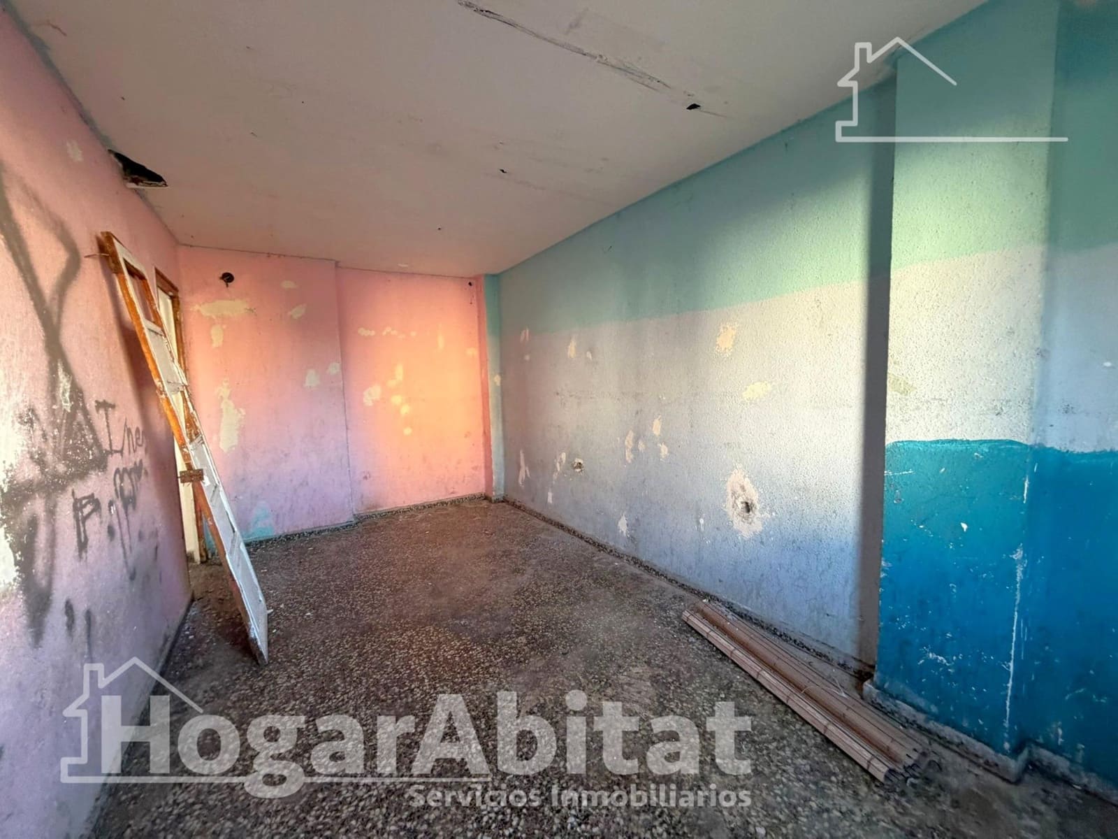 3 bedroom Penthouse for sale in Lliria - € 110,000 (Ref: 9855532)