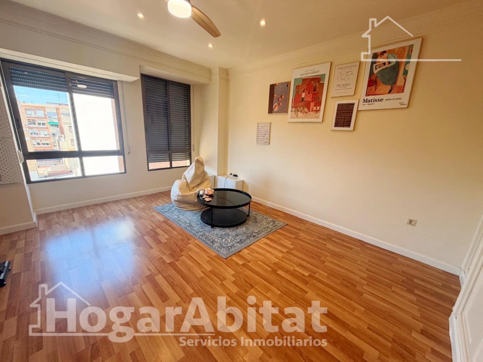 Piso de 3 habitaciones en Torrent en venta con garaje - 249.000 € (Ref: 9855537)