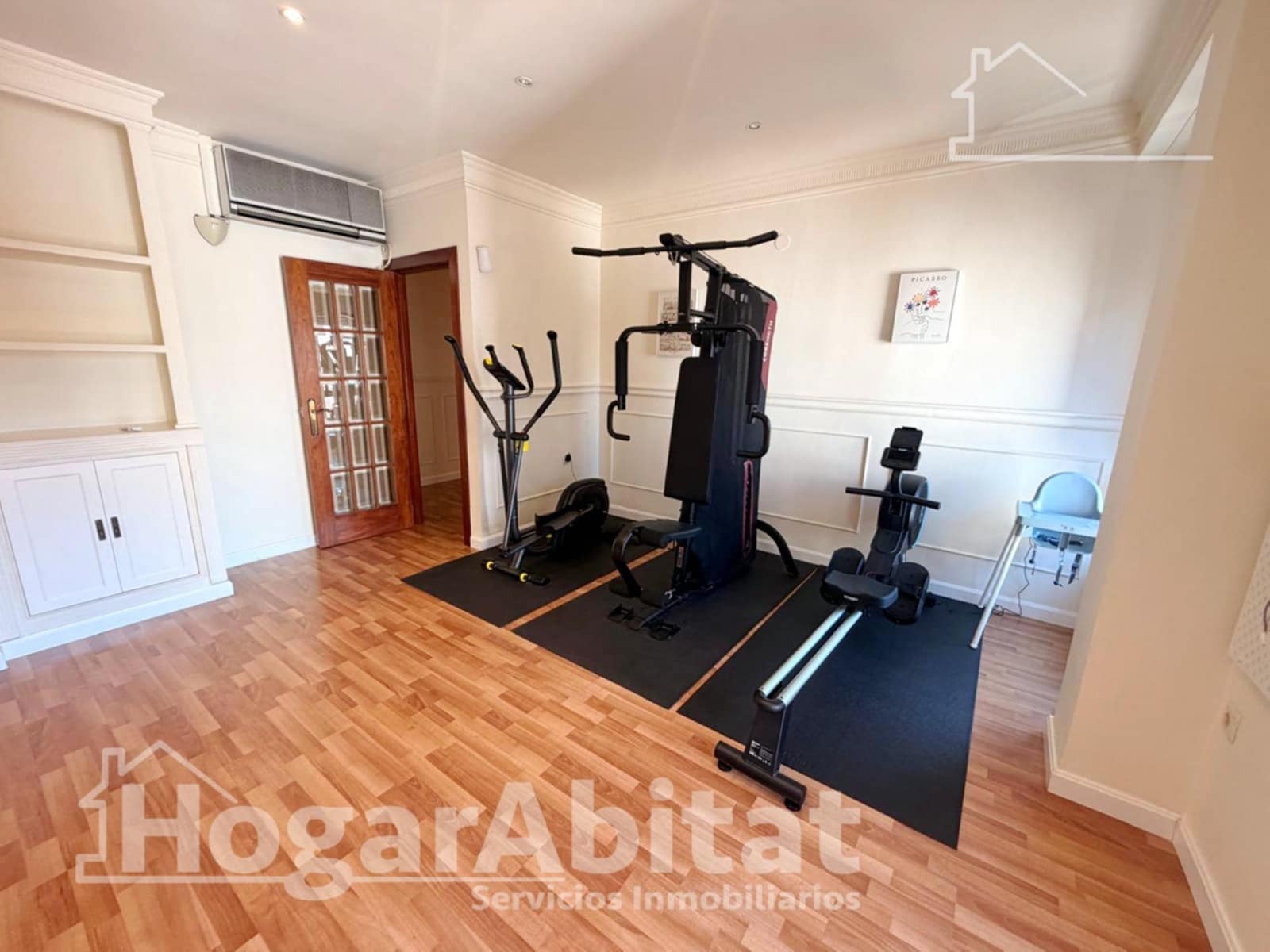 Piso de 3 habitaciones en Torrent en venta con garaje - 249.000 € (Ref: 9855537)