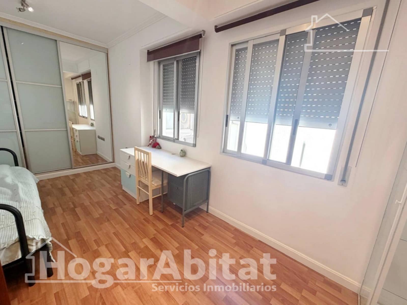 Piso de 3 habitaciones en Torrent en venta con garaje - 249.000 € (Ref: 9855537)