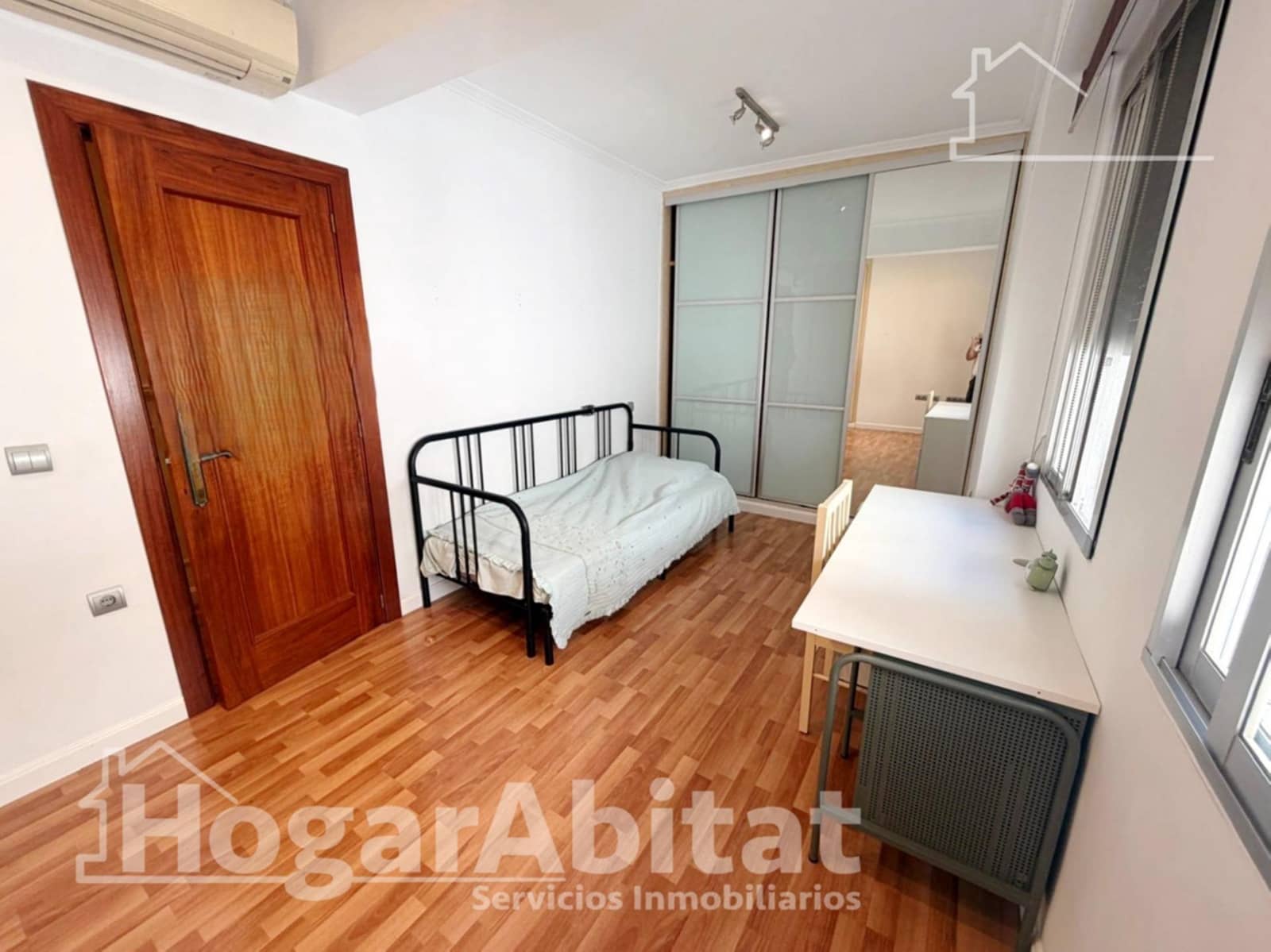 Piso de 3 habitaciones en Torrent en venta con garaje - 249.000 € (Ref: 9855537)