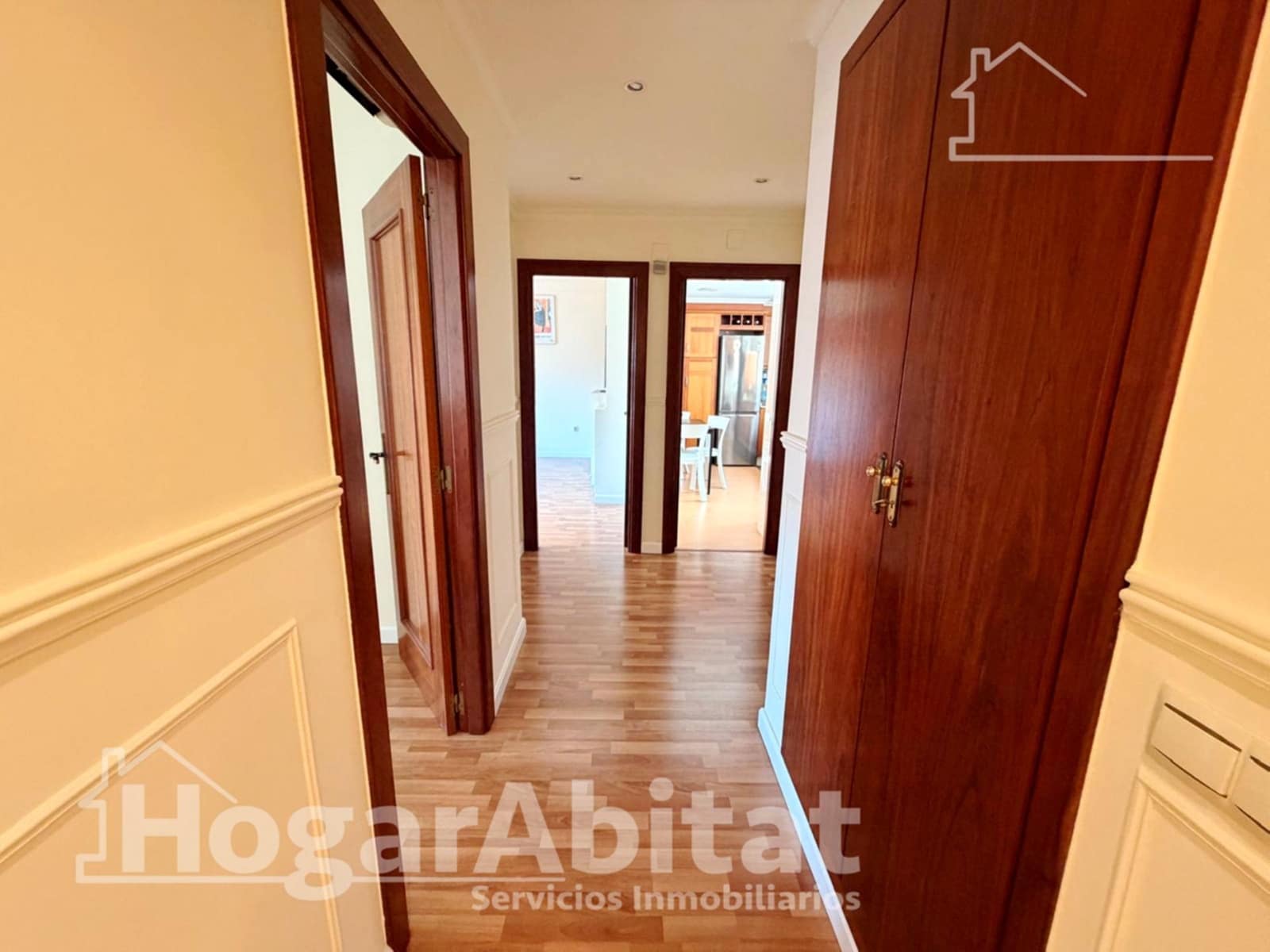 Piso de 3 habitaciones en Torrent en venta con garaje - 249.000 € (Ref: 9855537)