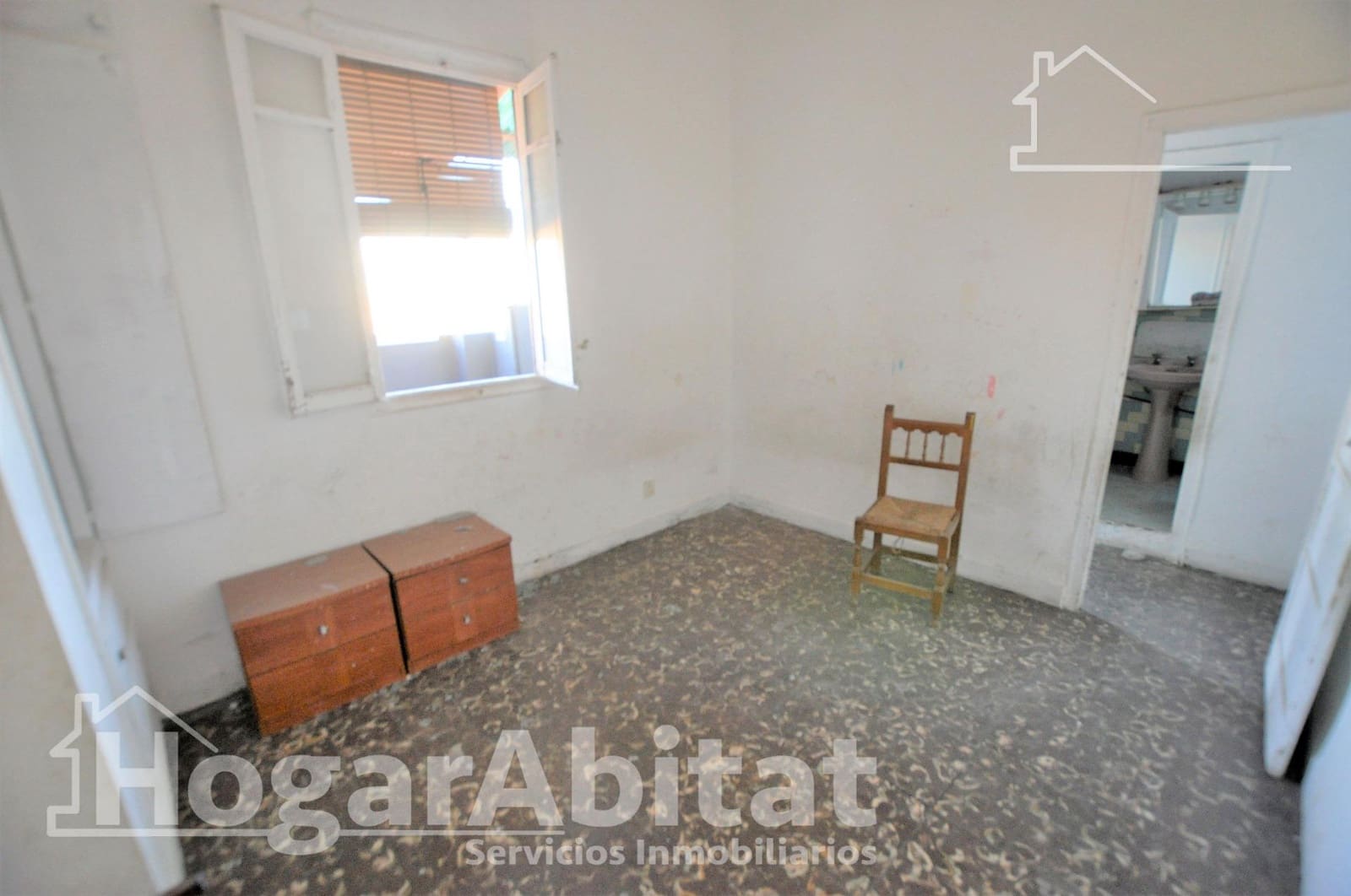 3 Zimmer Penthouse zu verkaufen in Valencia Stadt - 250.000 € (Ref: 9860142)