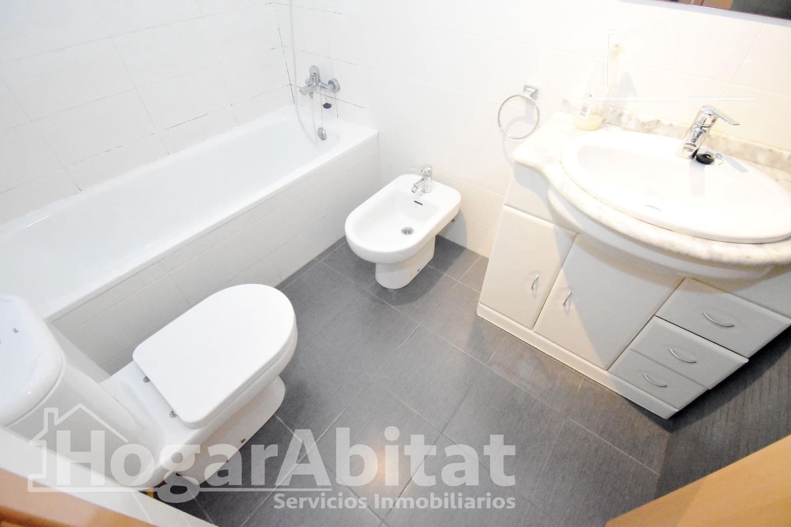 3 bedroom Flat for sale in Borriol - € 139,900 (Ref: 9860149)