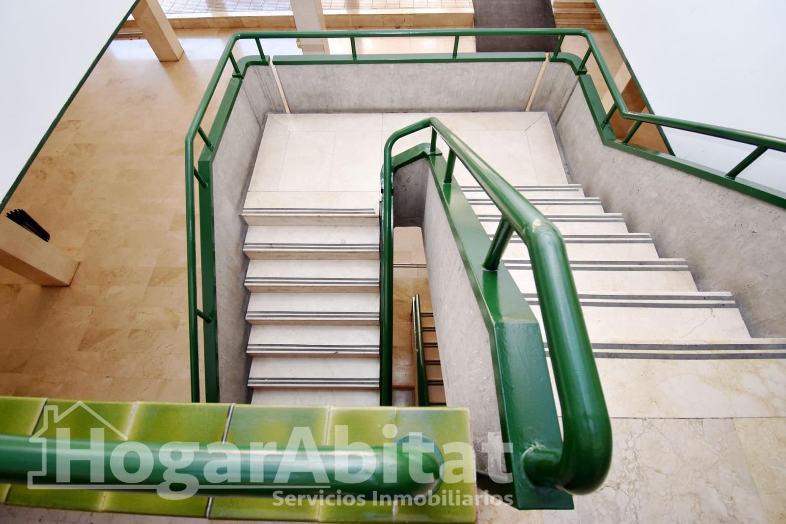 4 sypialnia Mieszkanie na sprzedaż w Castello de la Plana z garażem - 230 000 € (Ref: 9860153)