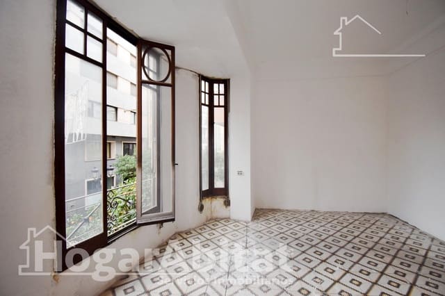 4 chambre Appartement à vendre à Castelló de la Plana - 220 000 € (Ref: 9860154)