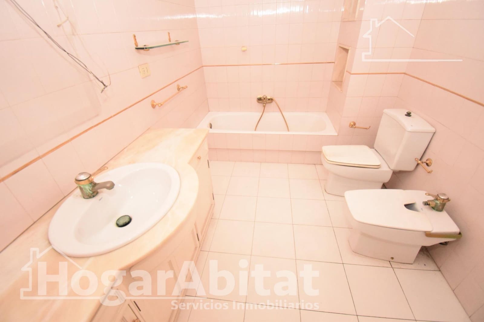 4 chambre Appartement à vendre à Castello de la Plana - 220 000 € (Ref: 9860154)