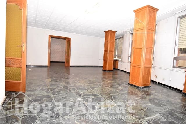 7 soverom Leilighet til salgs i Centro, Castelló de la Plana - € 300 000 (Ref: 9860156)