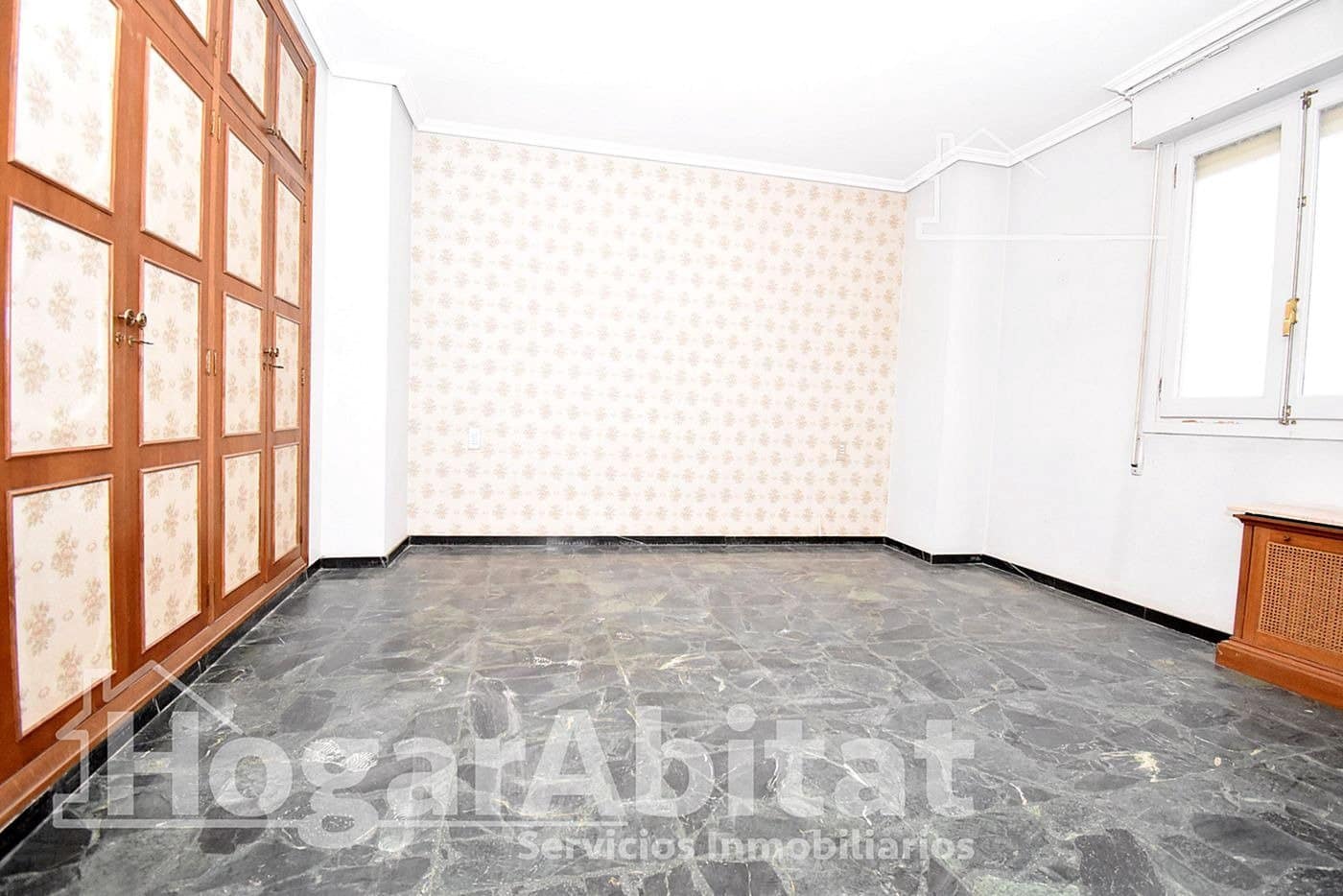 7 soverom Leilighet til salgs i Castello de la Plana - € 300 000 (Ref: 9860156)