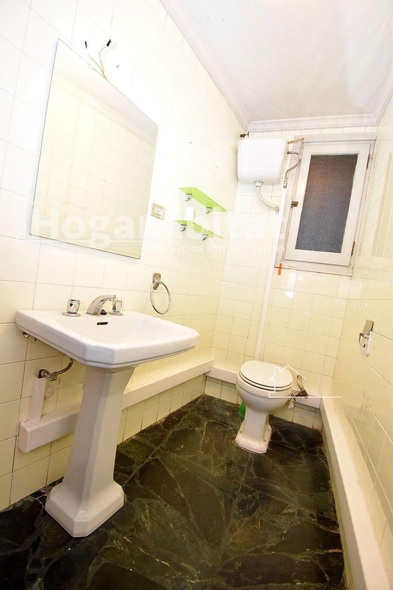 7 soverom Leilighet til salgs i Castello de la Plana - € 300 000 (Ref: 9860156)