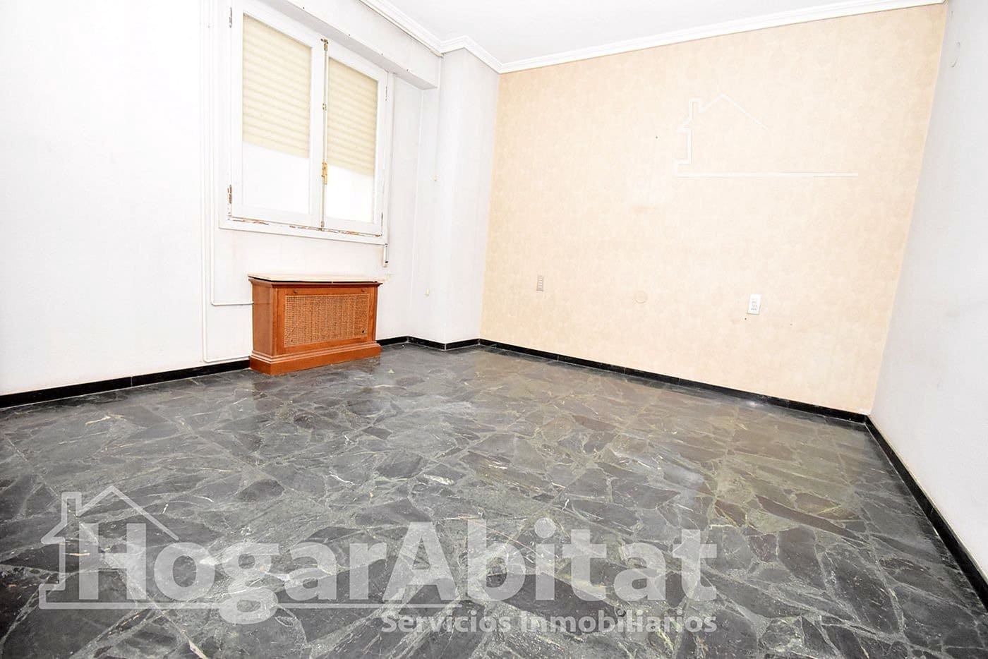 7 soverom Leilighet til salgs i Castello de la Plana - € 300 000 (Ref: 9860156)