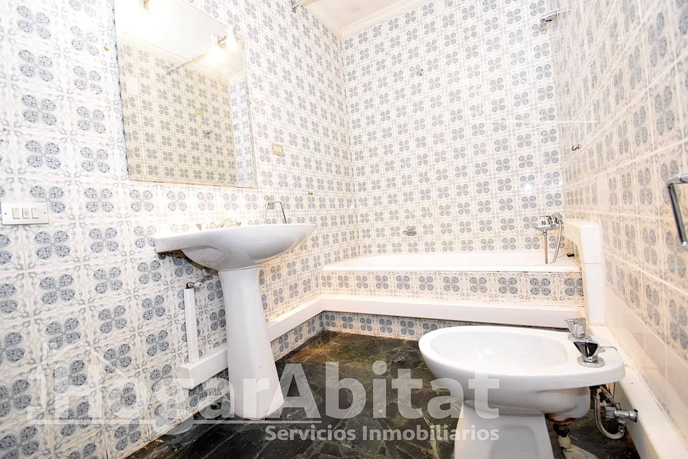 7 soverom Leilighet til salgs i Castello de la Plana - € 300 000 (Ref: 9860156)