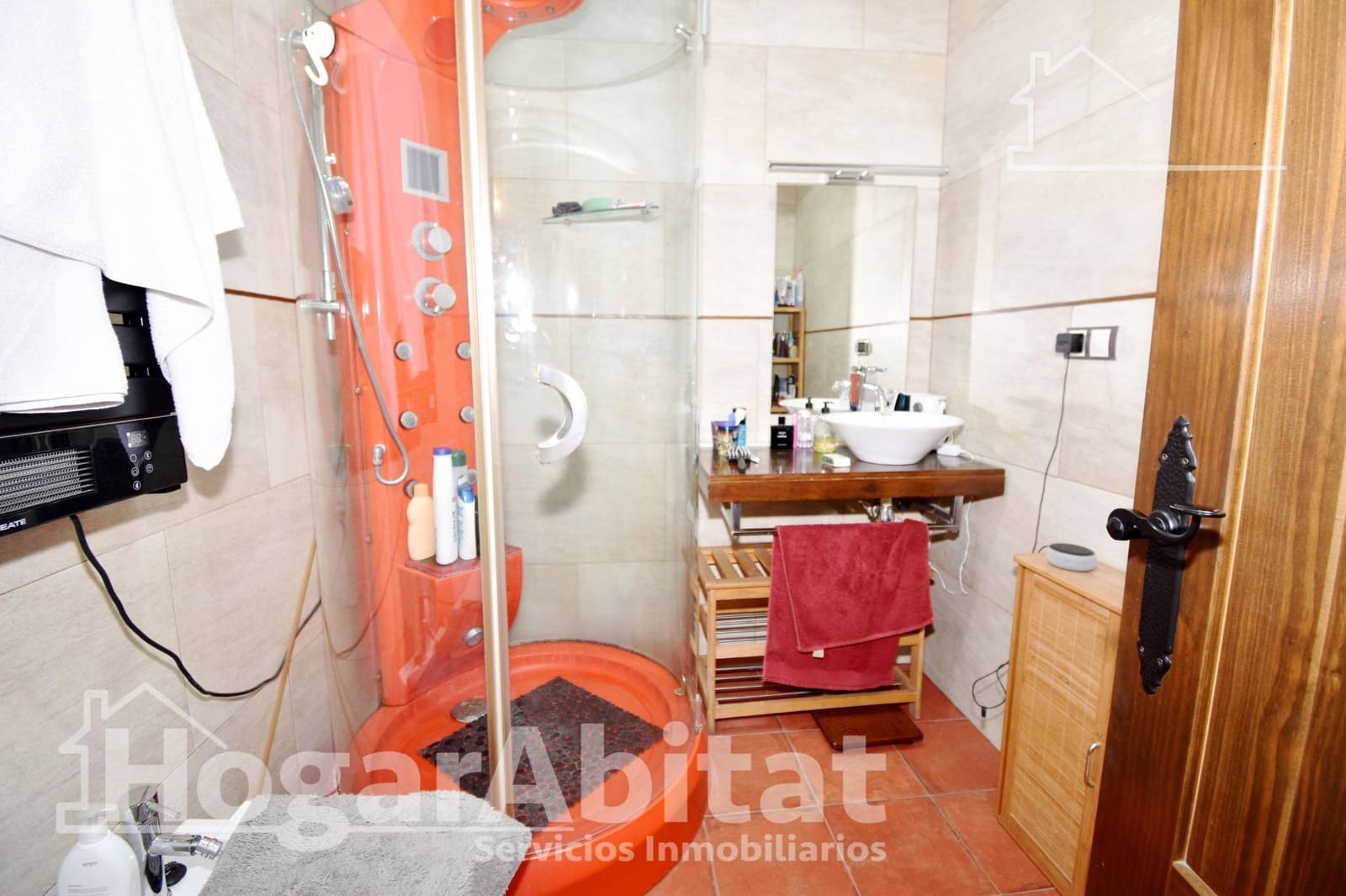 3 makuuhuone Rivitalo myytävänä paikassa Chiva mukana 
autotalli - 299 999 € (Ref: 9860172)