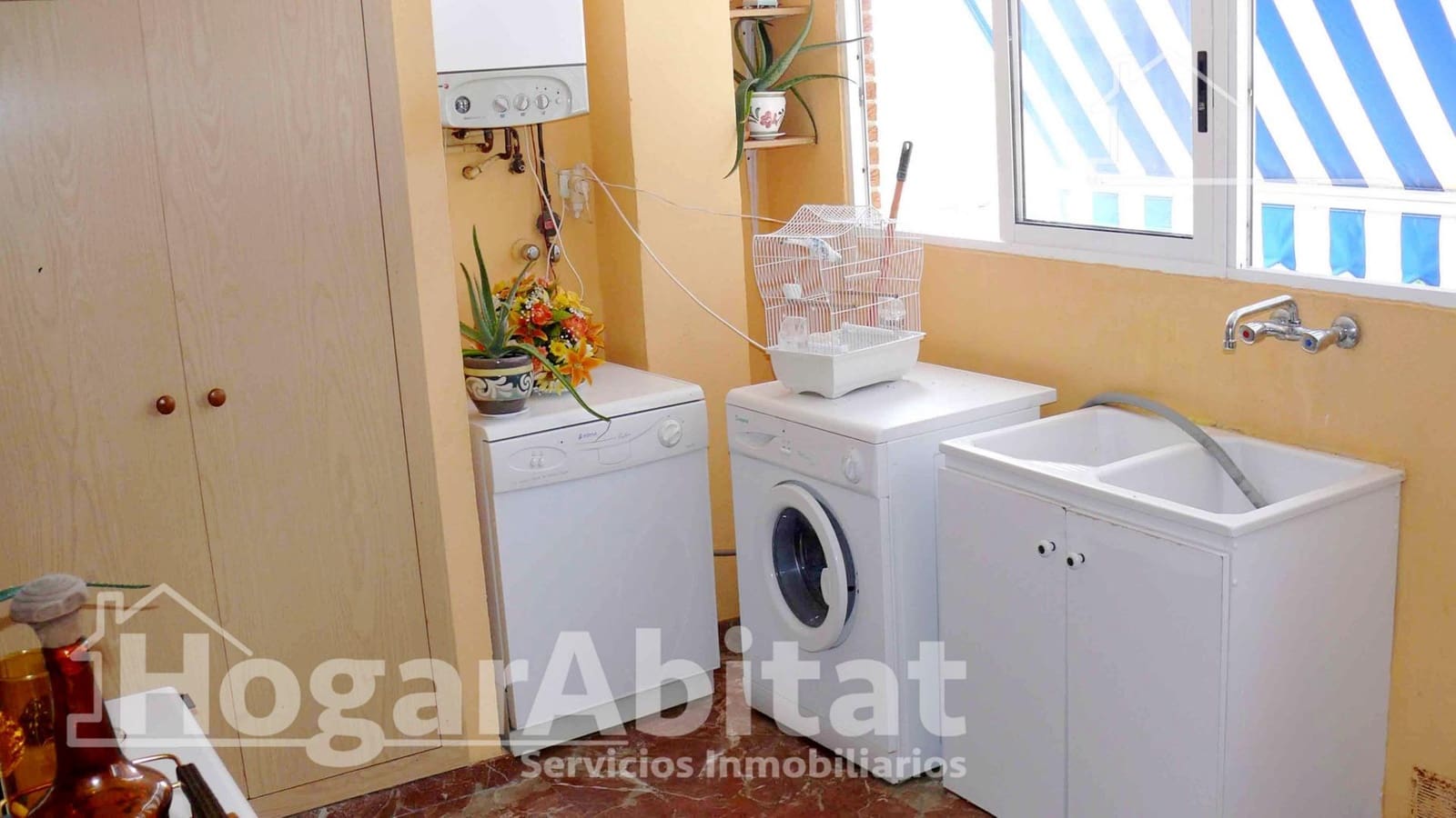 4 bedroom Villa for sale in Moncofa with pool garage - € 265,000 (Ref: 9860179)