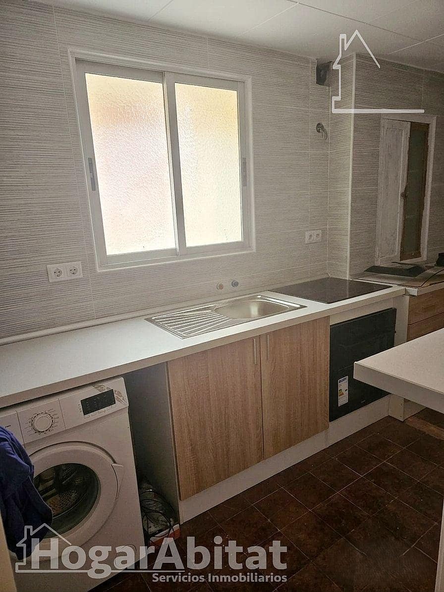 5 makuuhuone Omakotitalo myytävänä paikassa Venta del Moro - 75 000 € (Ref: 9860181)