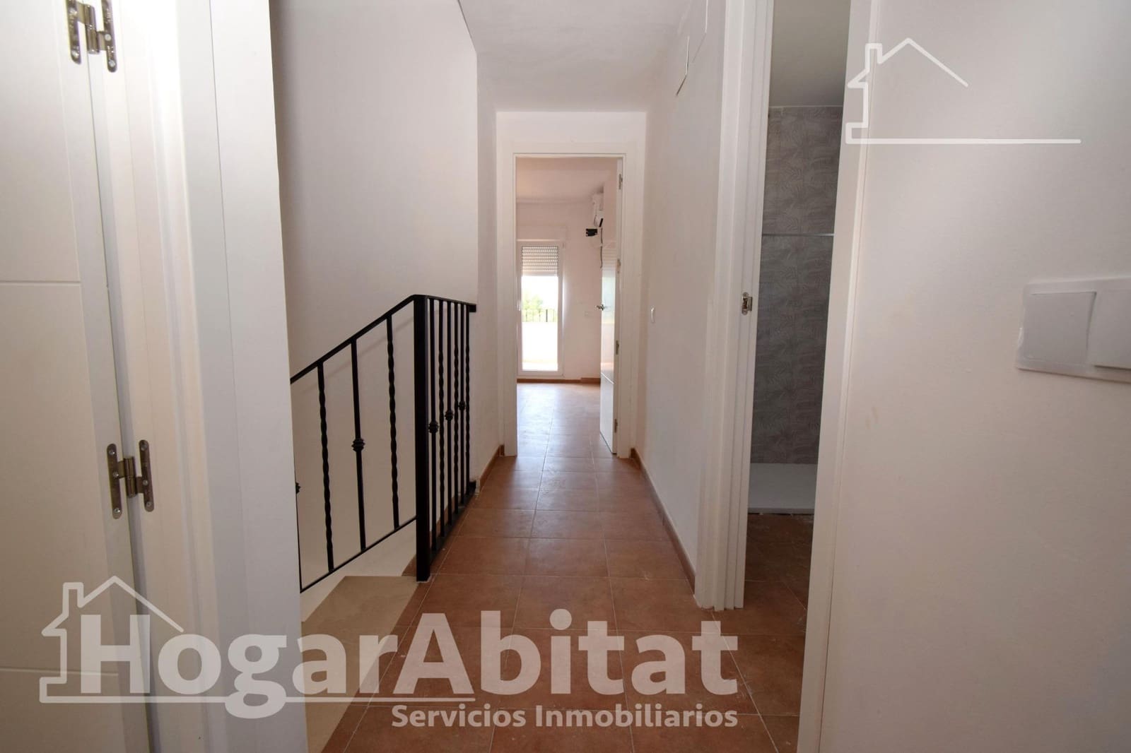 3 Zimmer Haus zu verkaufen in Chiva mit Garage - 350.000 € (Ref: 9860186)