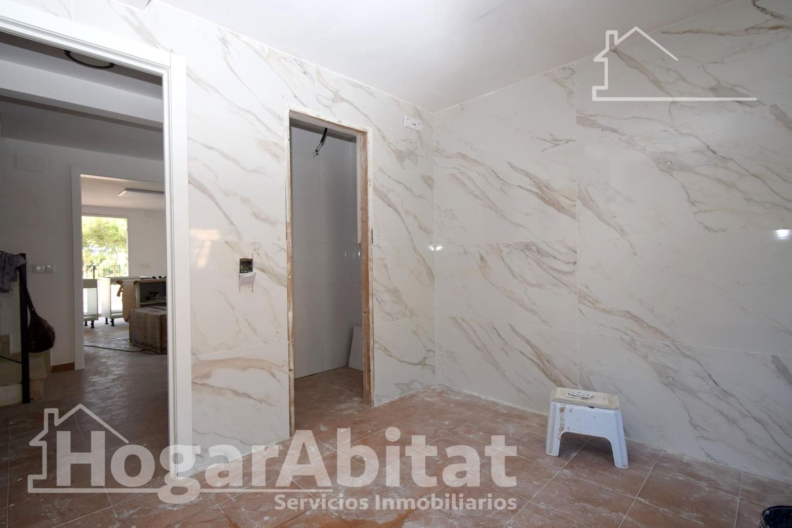 3 Zimmer Haus zu verkaufen in Chiva mit Garage - 350.000 € (Ref: 9860186)