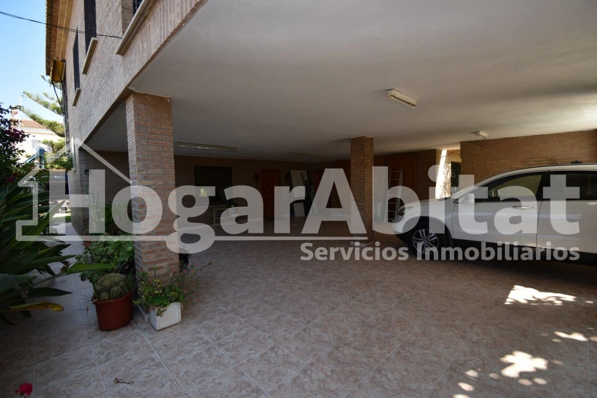 6 bedroom Villa for sale in Burriana / Borriana with pool garage - € 750,000 (Ref: 9861904)