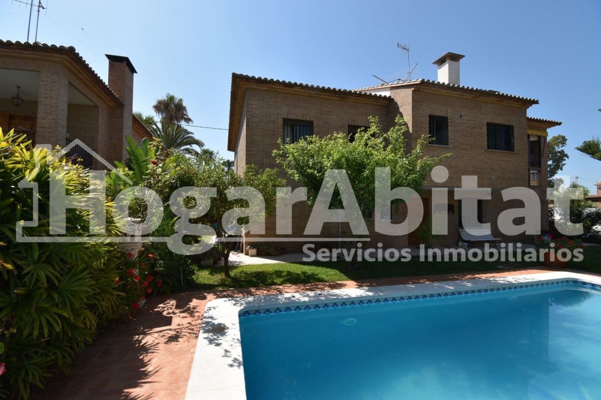 6 bedroom Villa for sale in Burriana / Borriana with pool garage - € 750,000 (Ref: 9861904)