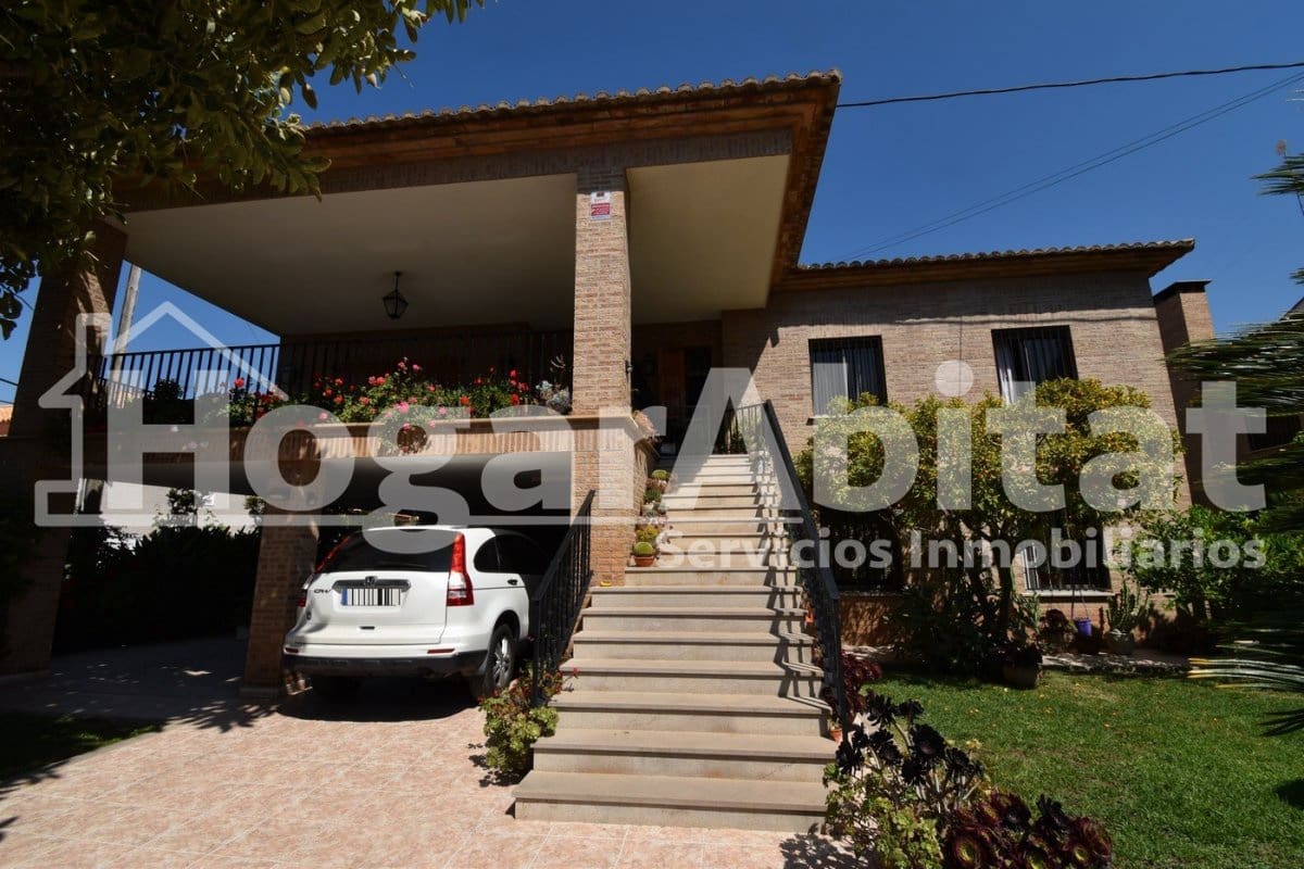 6 bedroom Villa for sale in Burriana / Borriana with pool garage - € 750,000 (Ref: 9861904)