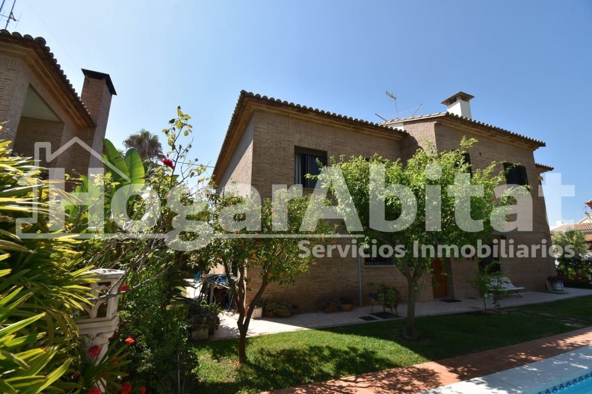 6 bedroom Villa for sale in Burriana / Borriana with pool garage - € 750,000 (Ref: 9861904)