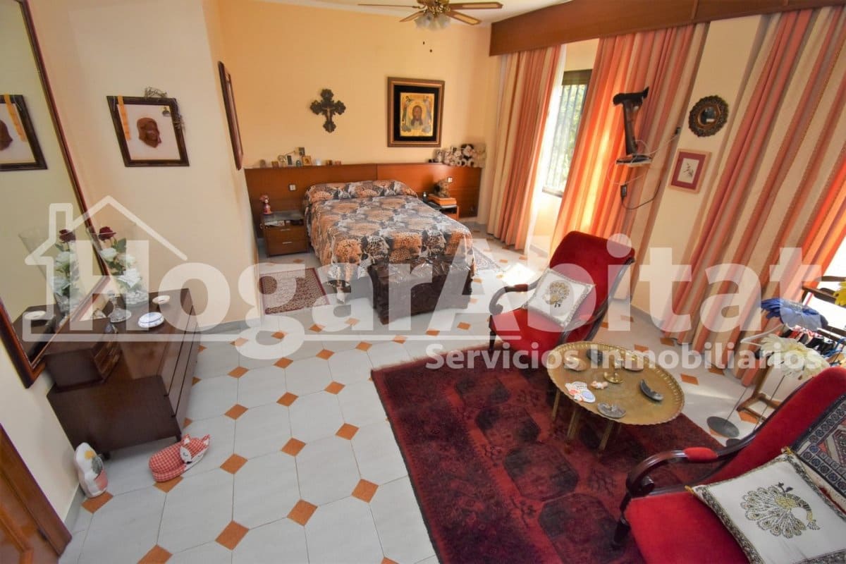 6 bedroom Villa for sale in Burriana / Borriana with pool garage - € 750,000 (Ref: 9861904)