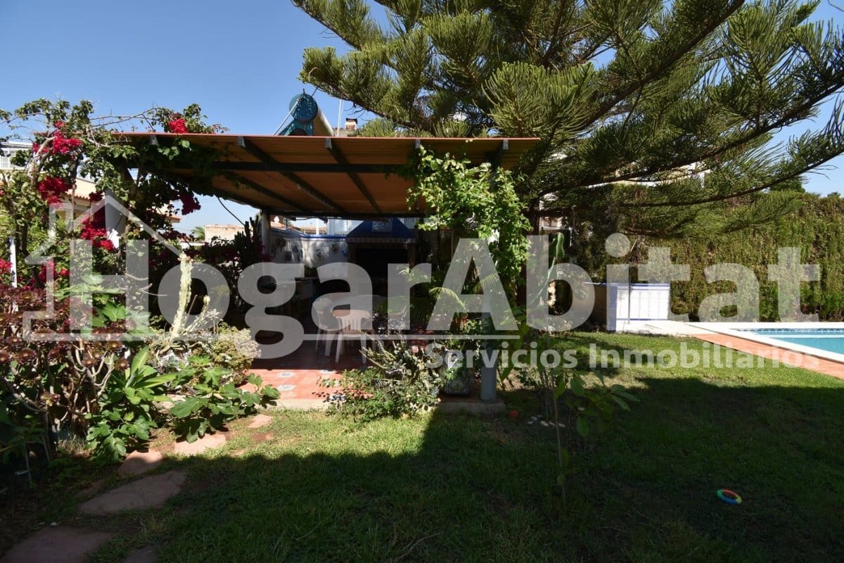 6 bedroom Villa for sale in Burriana / Borriana with pool garage - € 750,000 (Ref: 9861904)