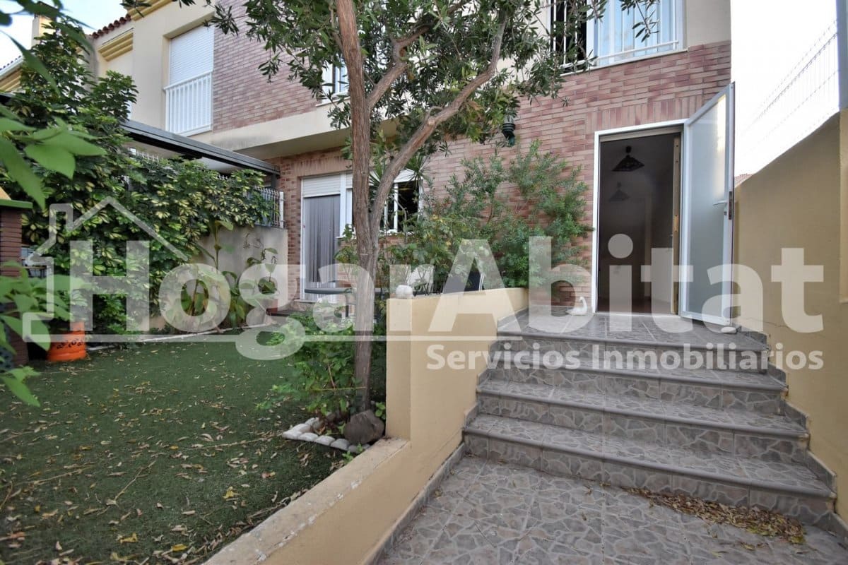 4 chambre Villa/Maison Mitoyenne à vendre à Burriana / Borriana avec piscine garage - 350 000 € (Ref: 9861908)
