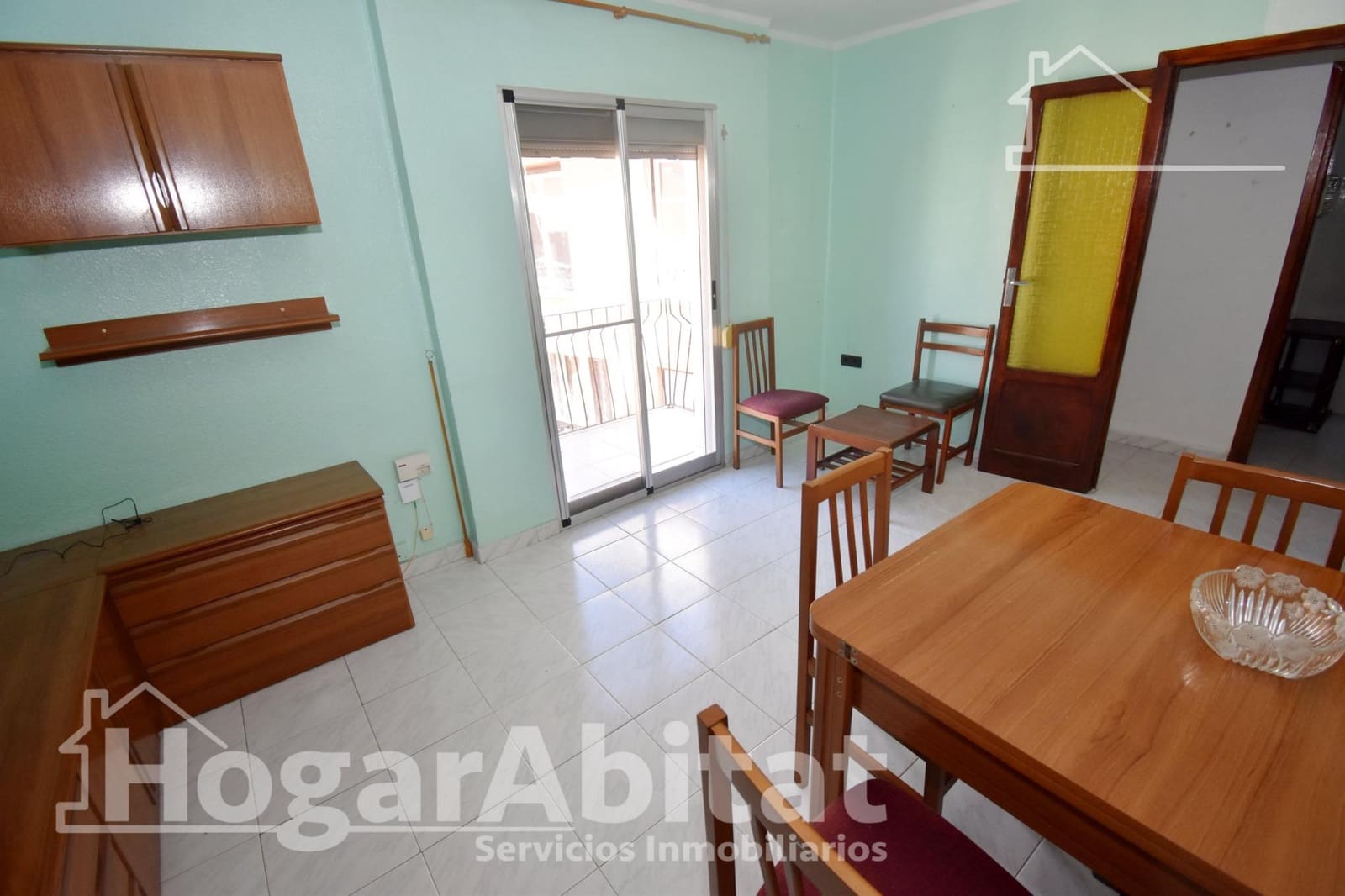 3 bedroom Flat for sale in Castello de la Plana - € 140,000 (Ref: 9861909)