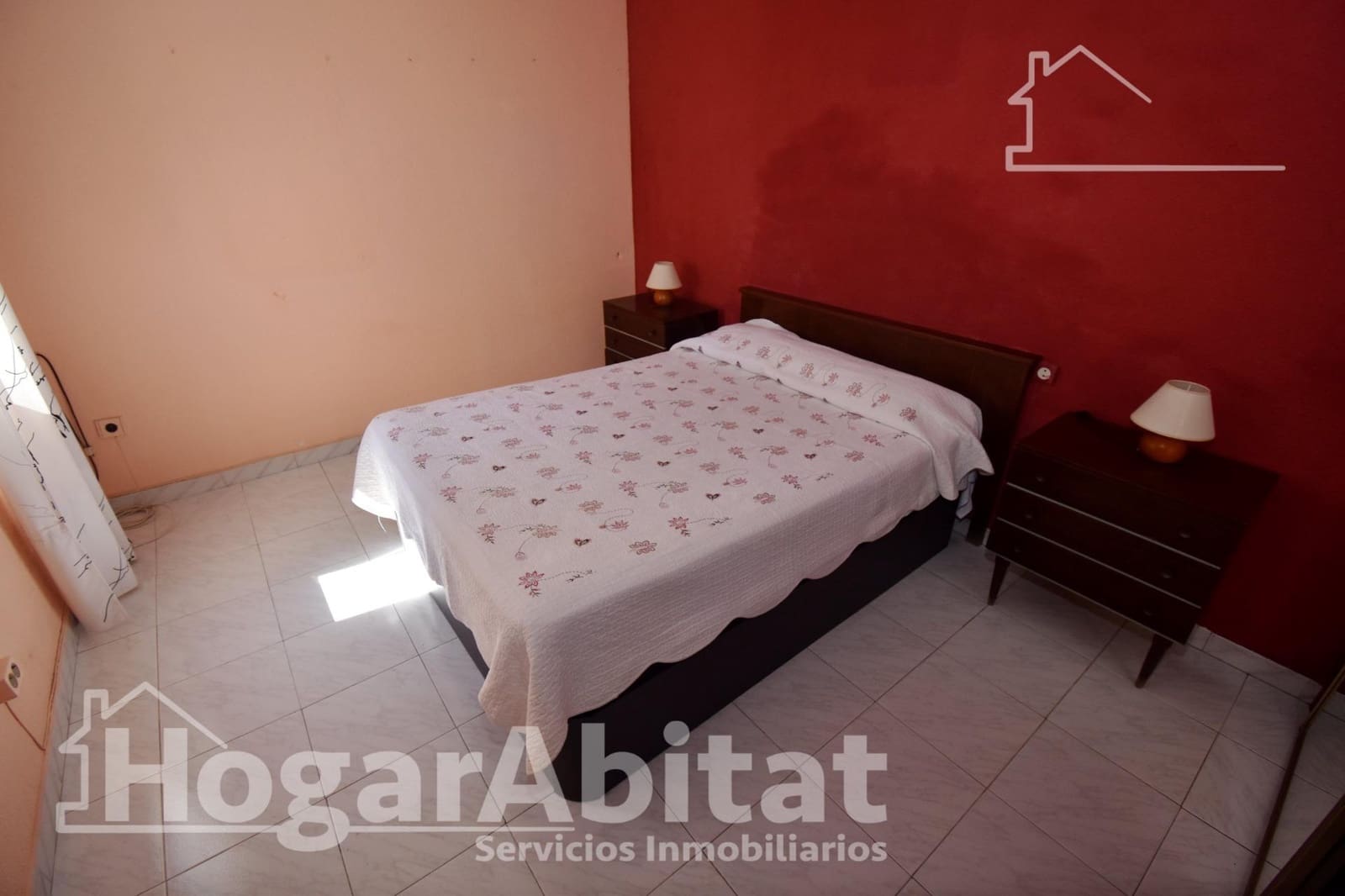 3 bedroom Flat for sale in Castello de la Plana - € 140,000 (Ref: 9861909)