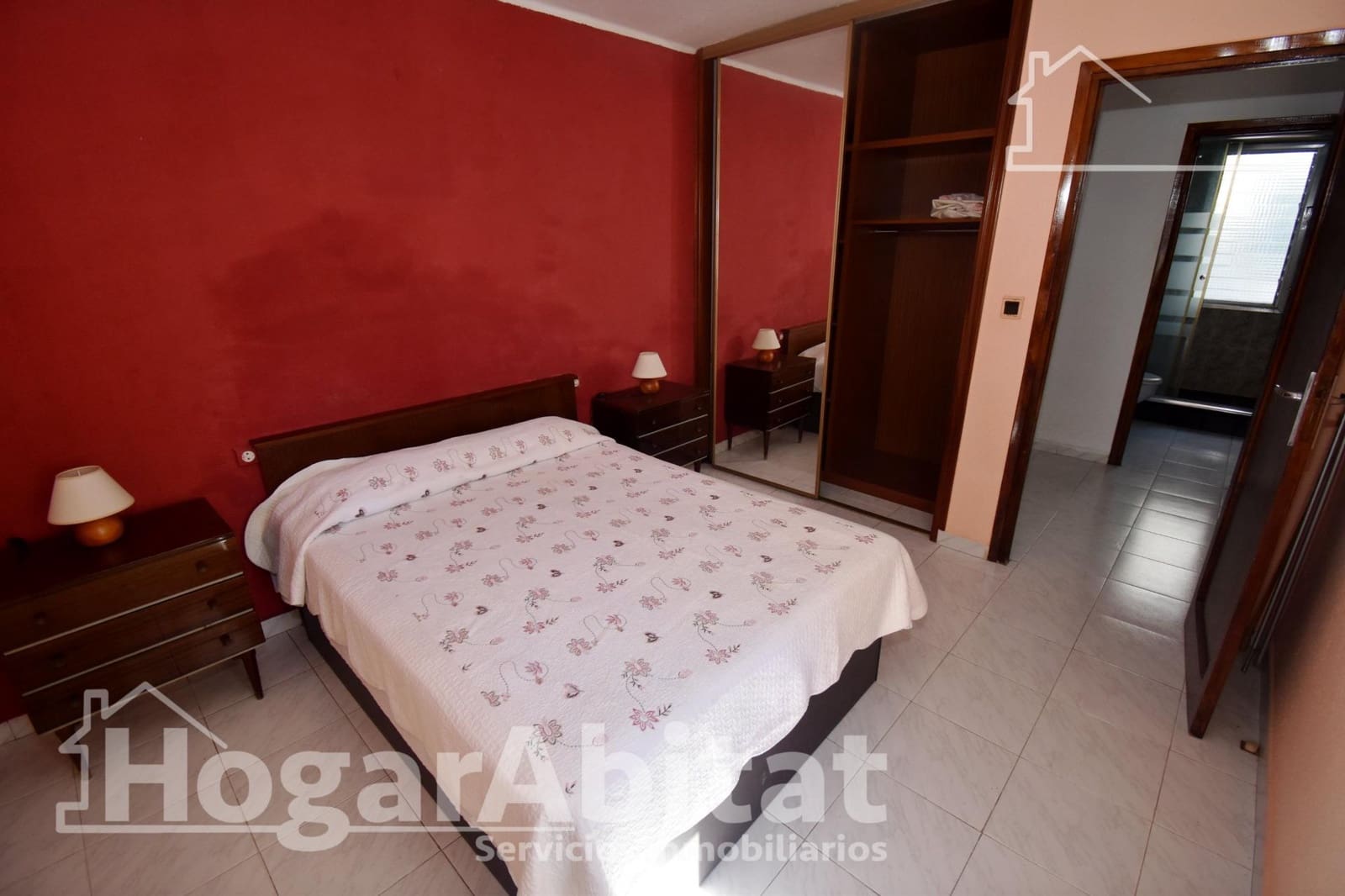 3 bedroom Flat for sale in Castello de la Plana - € 140,000 (Ref: 9861909)