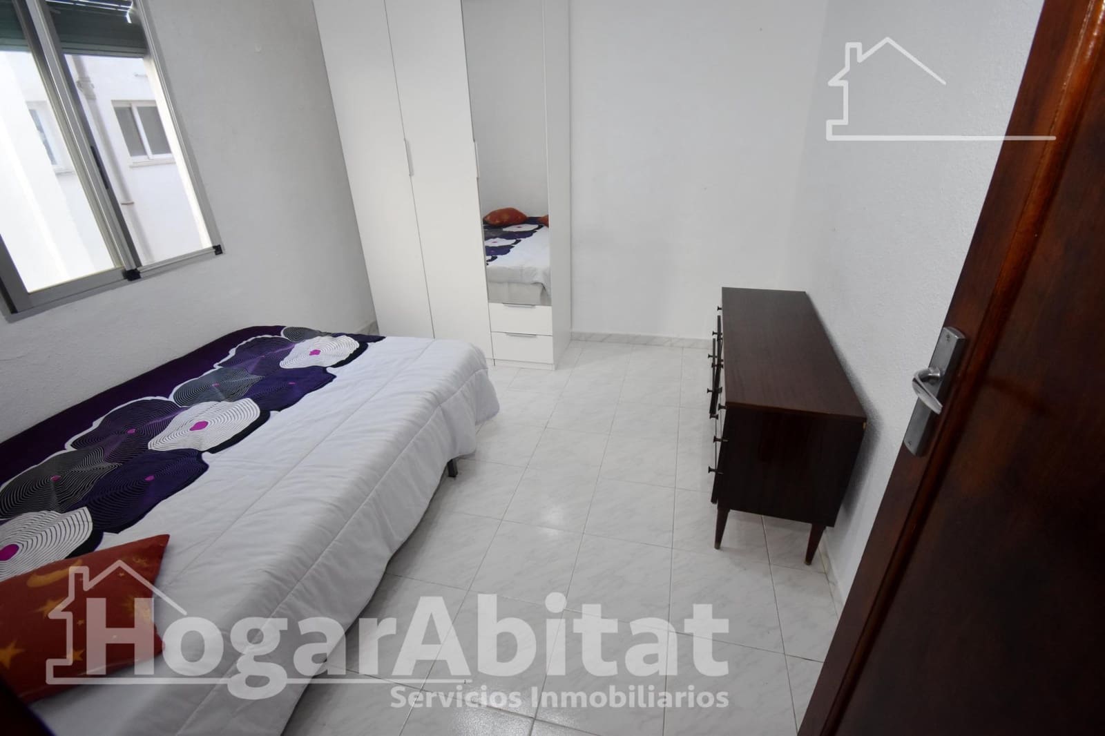 3 bedroom Flat for sale in Castello de la Plana - € 140,000 (Ref: 9861909)