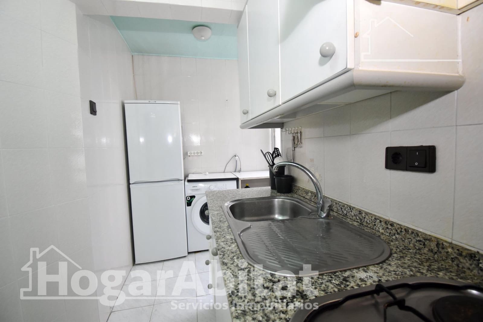3 bedroom Flat for sale in Castello de la Plana - € 140,000 (Ref: 9861909)