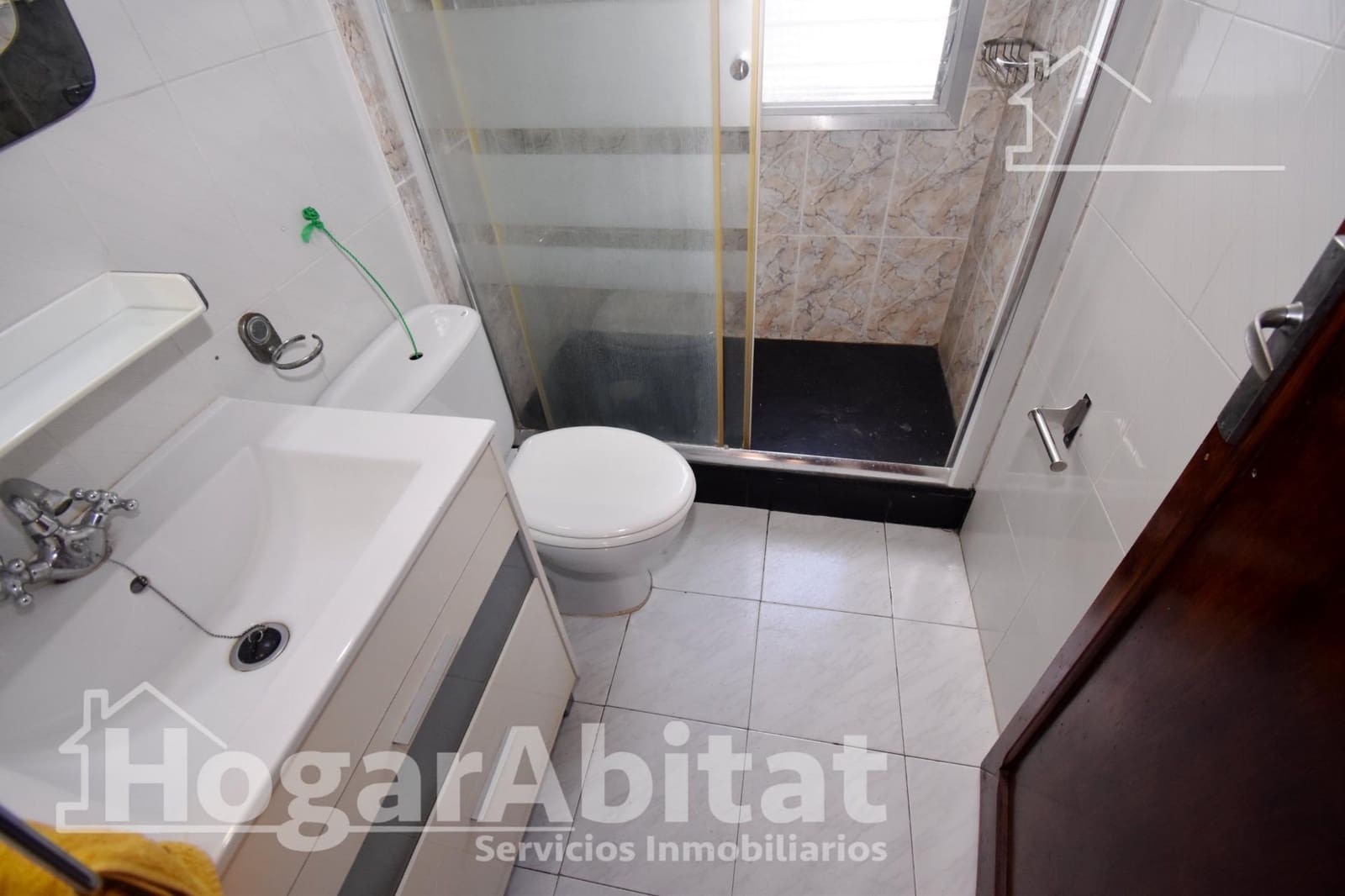 3 bedroom Flat for sale in Castello de la Plana - € 140,000 (Ref: 9861909)
