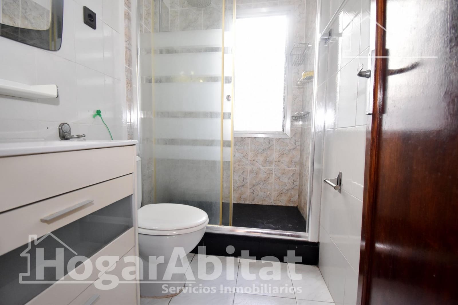 3 bedroom Flat for sale in Castello de la Plana - € 140,000 (Ref: 9861909)