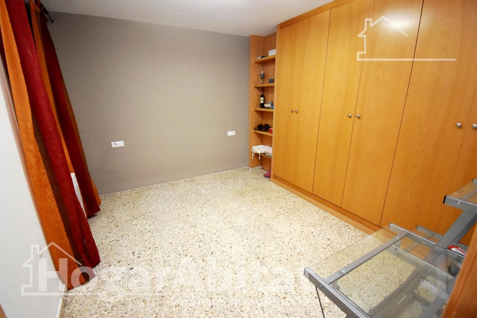 4 bedroom Flat for sale in Burriana / Borriana with garage - € 190,000 (Ref: 9861910)