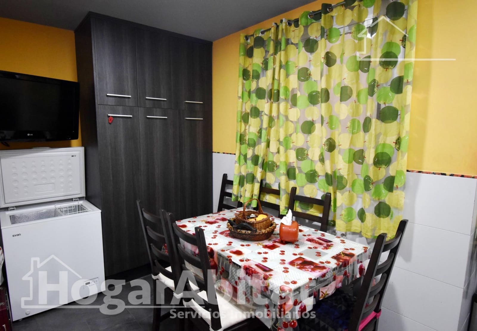 4 bedroom Flat for sale in Burriana / Borriana with garage - € 190,000 (Ref: 9861910)