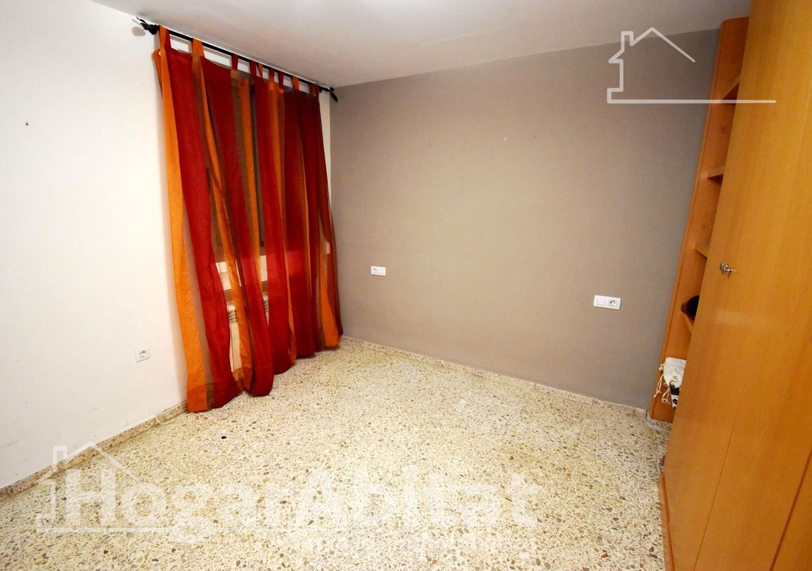 4 bedroom Flat for sale in Burriana / Borriana with garage - € 190,000 (Ref: 9861910)