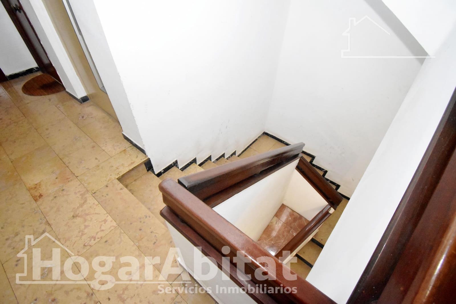 3 bedroom Flat for sale in Castello de la Plana - € 154,900 (Ref: 9861912)