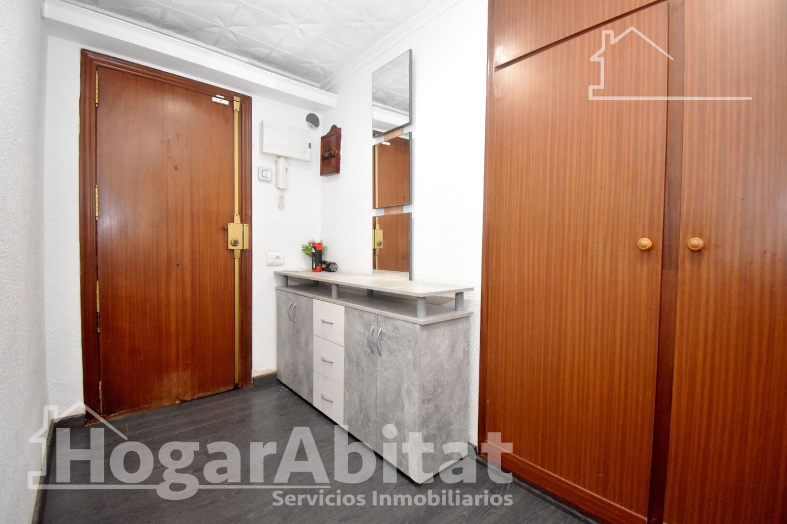 3 bedroom Flat for sale in Castello de la Plana - € 154,900 (Ref: 9861912)
