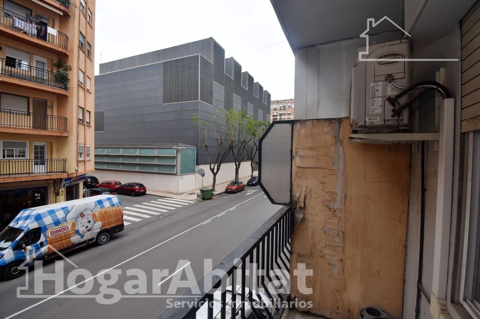 3 bedroom Flat for sale in Castello de la Plana - € 154,900 (Ref: 9861912)