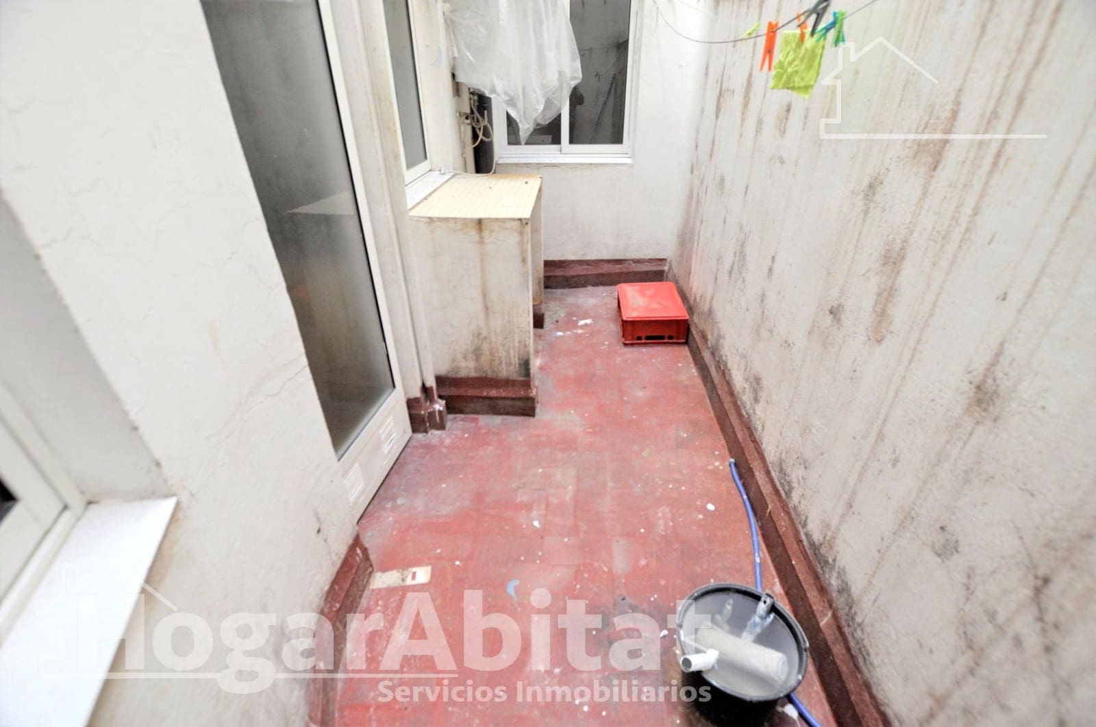 3 bedroom Flat for sale in Valencia city - € 220,000 (Ref: 9861913)