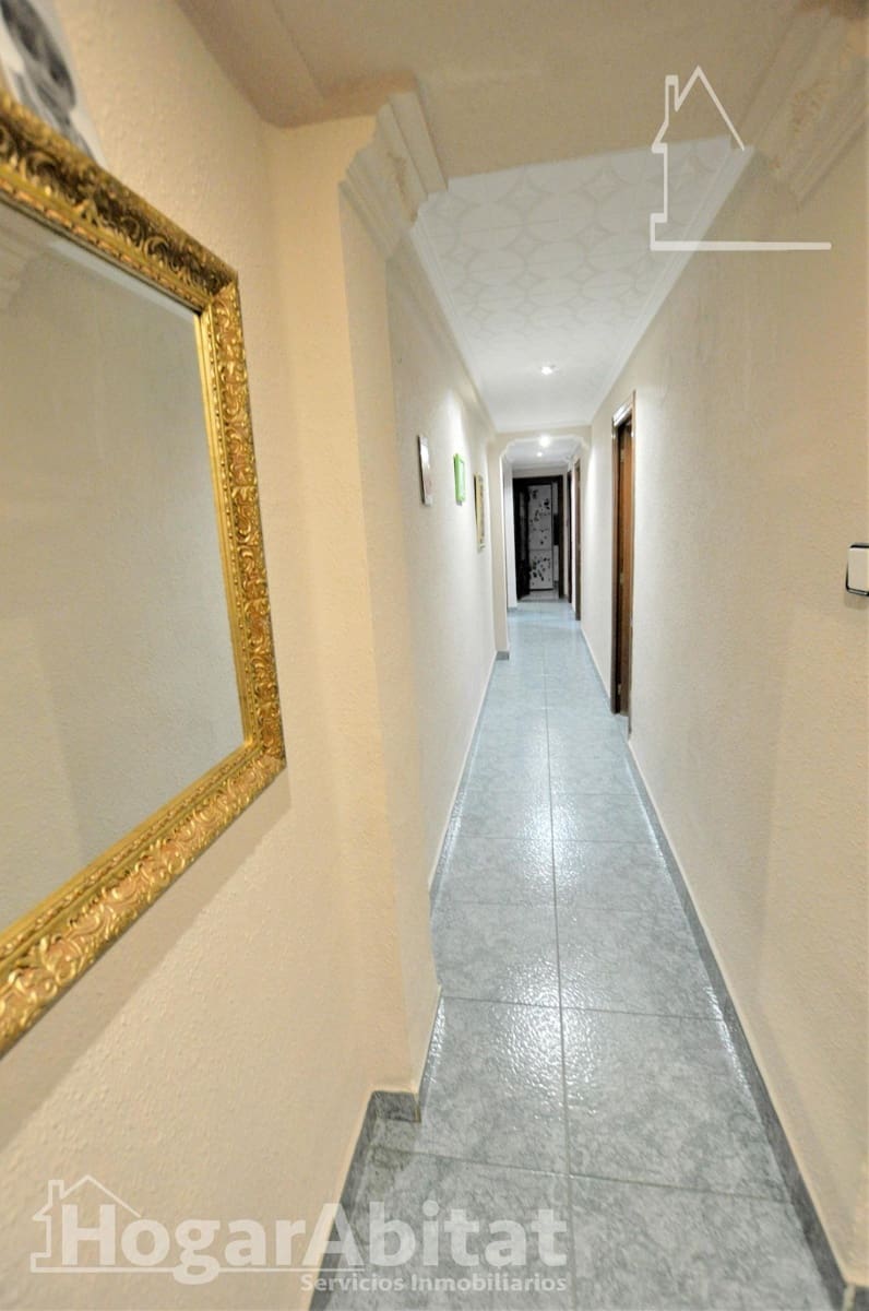 3 bedroom Flat for sale in Alaquas - € 180,000 (Ref: 9861918)